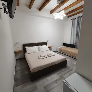 Guest house 5 Terre Station La Spezia