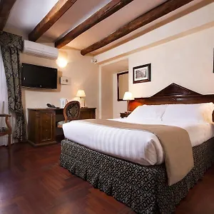 Hotell Teatro Pace