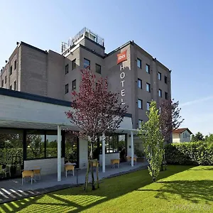 Ibis Firenze Prato Est Otel