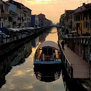 2* Aparthotel The Boheme Vintage Junior ---- Cozy & Quiet & Comfortable With Private Bathroom & Fully Equipped Kitchenette & Cozy Balcony - Lift To 4th Floor - Metro' -green Subway Porta Genova